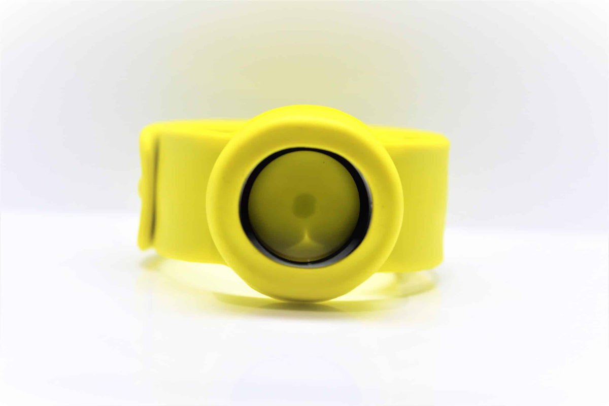 Bangle Slap & Snap Silicone Locket Band-Yellow image 0